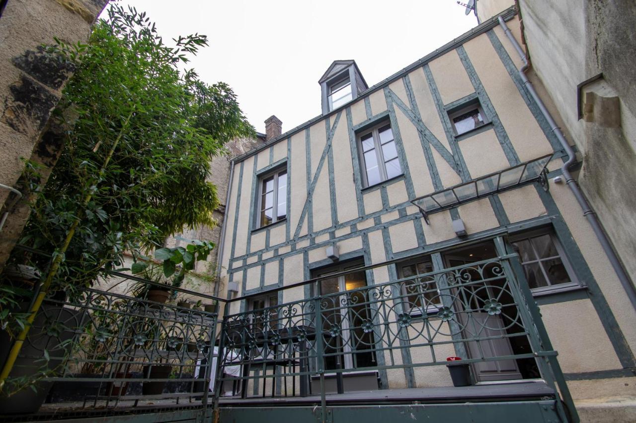 Terrasse Sur La Tour Garconnet Apartment Amboise Exterior photo